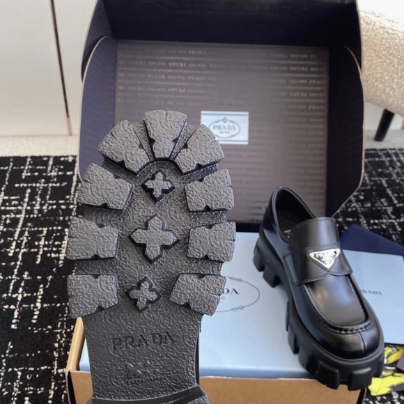 Prada Women's Black Leather Loafers - Picture 8 of 8